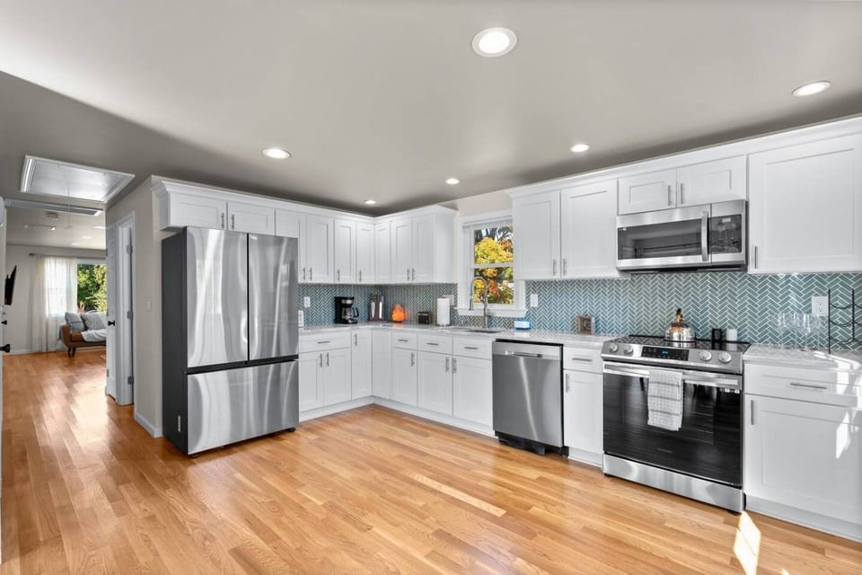 #26 Beautifully Renovated 2 BR Home - Plainville