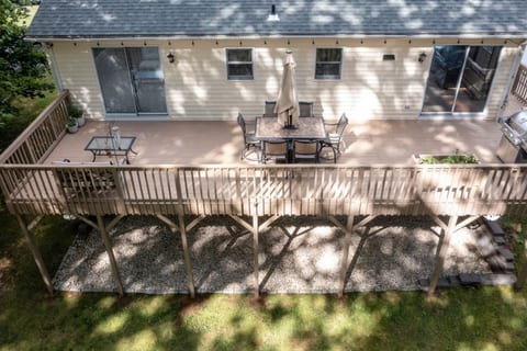 #16 *A COZY GETAWAY* 4BED/3BATH HOME W/ FIRE PIT