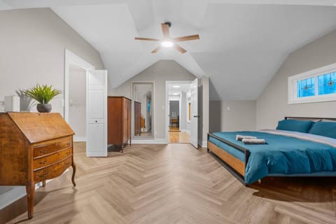 #30 - Spacious & Cozy w/ *Barn Lounge*