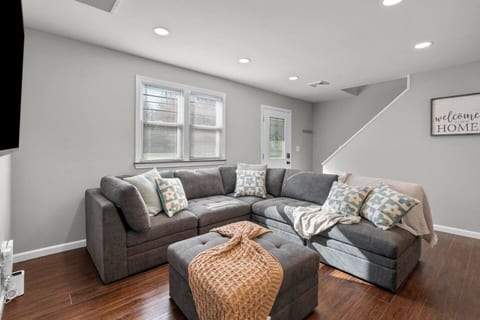 #22- 4B/2Ba- Central CT
