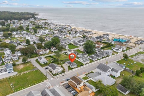 #35 - Beautiful 3 BR Beach Haven