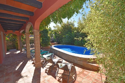 Villa Las Jacarandas