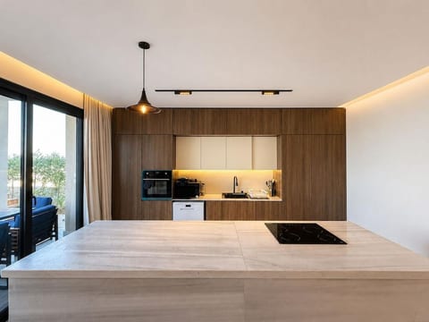 Luxury 3BR Seaview Villa Jacuzzi & Outdoor Kitchen image 4