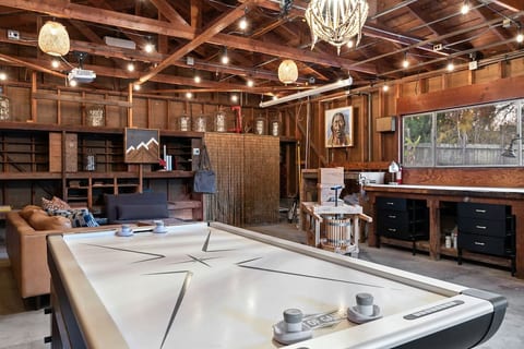 Pool, Hot Tub, Ent Barn, Fire Pit, Apple Orchard | Sonoma Retreat