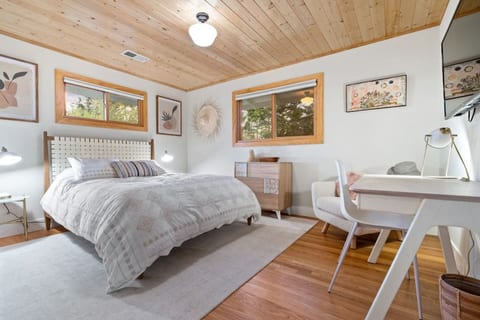 Pool, Hot Tub, Ent Barn, Fire Pit, Apple Orchard | Sonoma Retreat