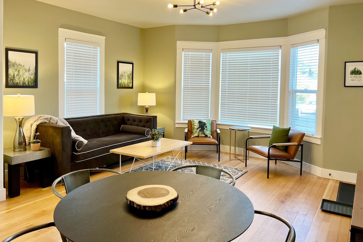 3BR Mashell Cottage in Downtown Near Rainier