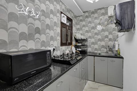 Lutyens Imperial Signature | Cozy Apt, Jor Bagh