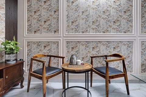 Lutyens Imperial Signature | Cozy Apt, Jor Bagh