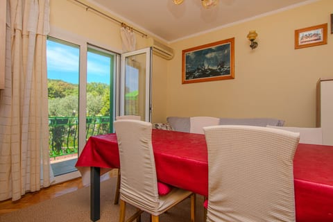 Apartment Rade - Unit 379091-13