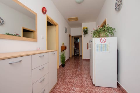 Apartment Rade - Unit 379091-13