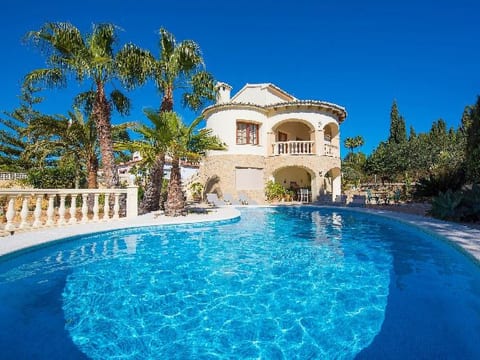 Villa Devis - PlusHolidays