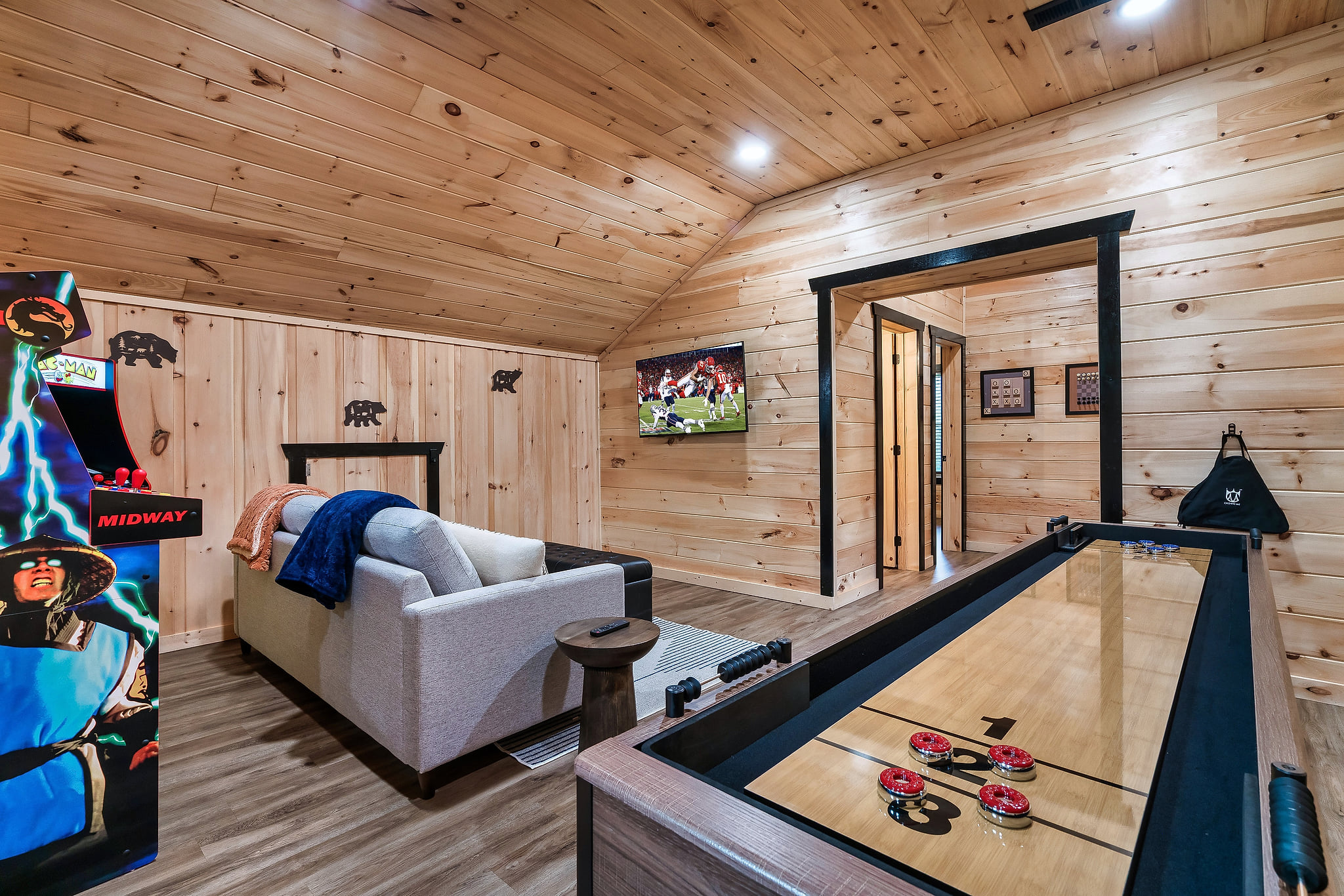 Other sleeping area or Living room 2
