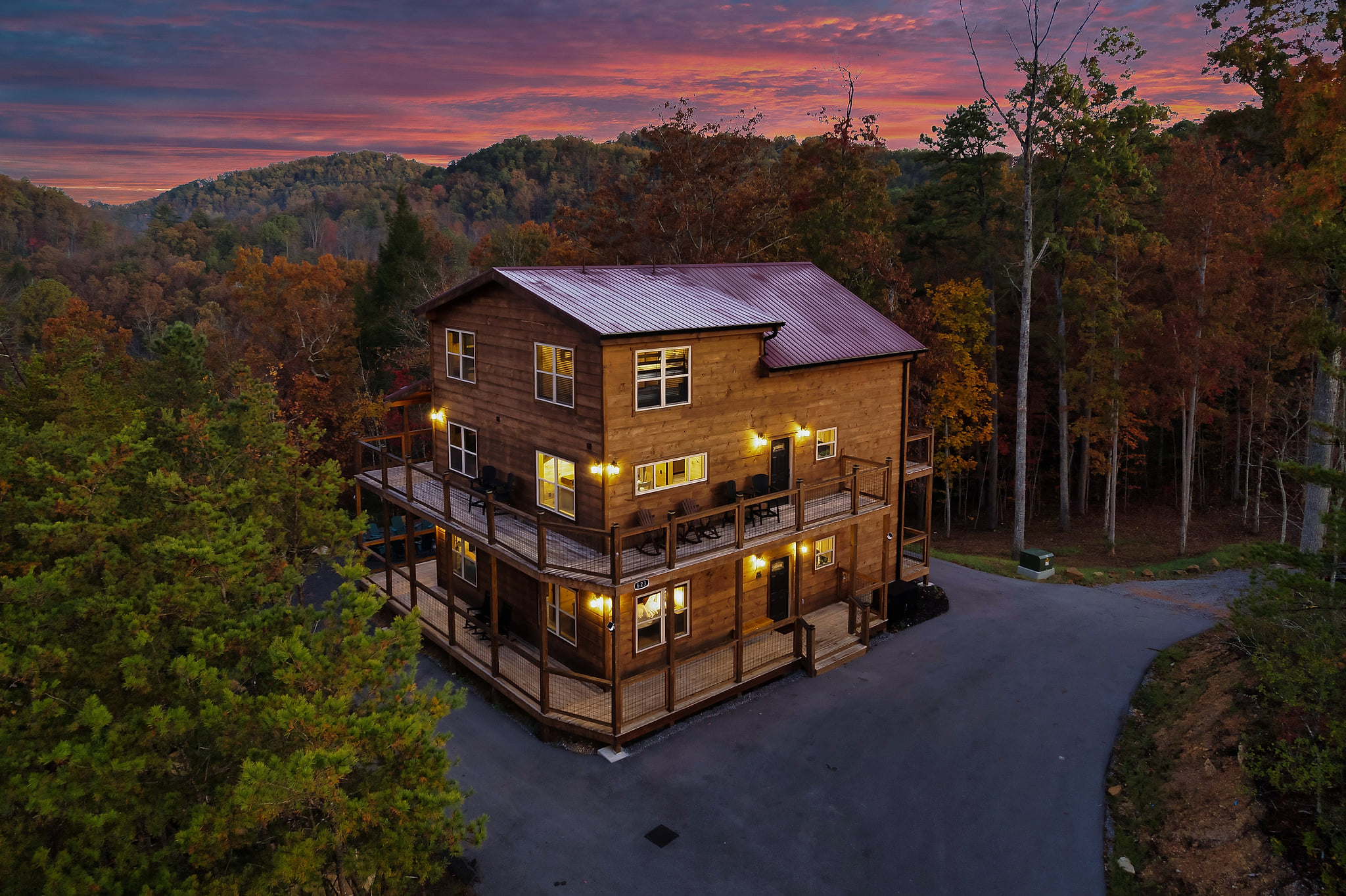 Stay Wild Cabin · Cabin for 12 | 2 Kitchens & Game Rooms