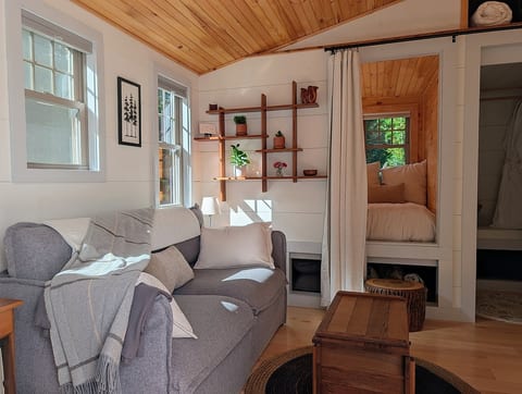 Tiny House • Hot Tub • Private Woodland Retreat image 2