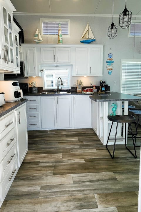 Happy in the Keys Tiny Home with Boat Ramp