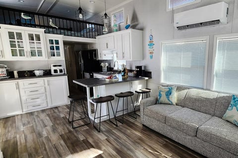Happy in the Keys Tiny Home with Boat Ramp