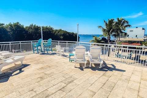 Pool deck