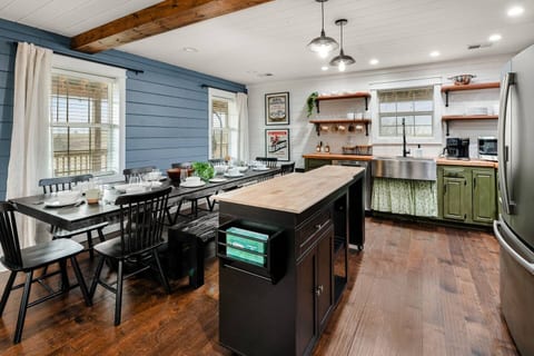 Prather Ridge Estate | 3BR | Bourbon + Pickleball