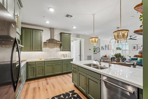 Brand-New 2BR/2BA Sterling Grove Condo & Golf Cart