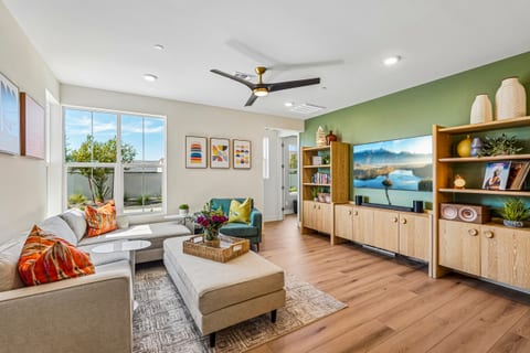 Brand-New 2BR/2BA Sterling Grove Condo & Golf Cart