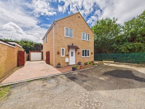 Detached house max 6 (3 x rooms) image 1