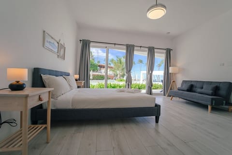 Front Beach apt. Playa Coral A12
