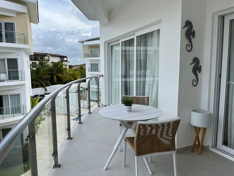 New 3BR- Beach front condo Playa Coral H32
