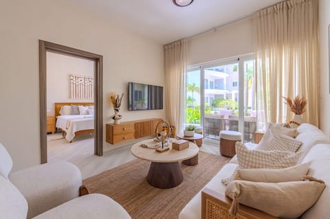 New 3BR-Beach front Playa Coral D12