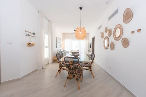 Playa Coral H41 3BR- Beach front Playa Coral H41