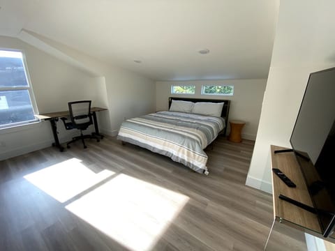 The Providence Retreat – Austin Monthly Stay image 5