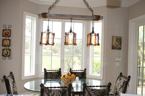 Breakfast nook