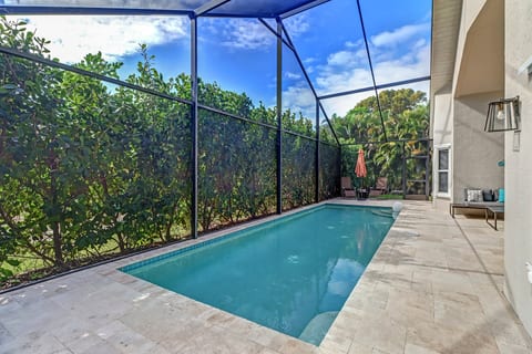 Beautiful home close to downtown 5th ave and Naples Beaches