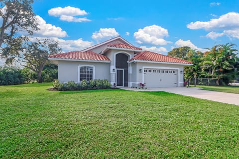 Beautiful home close to downtown 5th ave and Naples Beaches