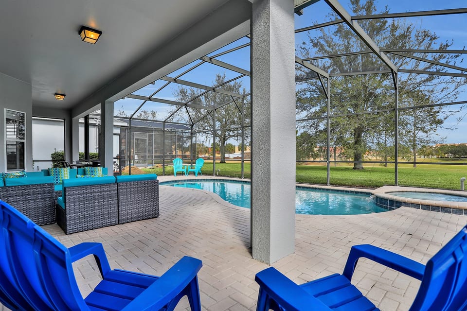 Remarkable Themed Home with Resort Amenities - Kissimmee