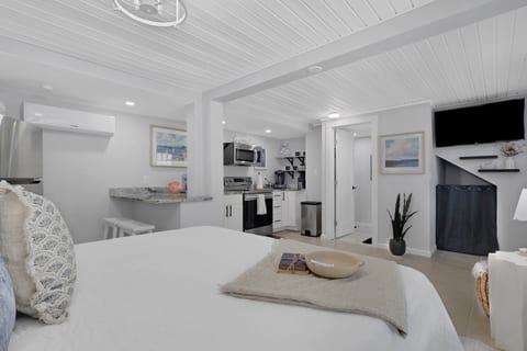 Rock Road Estate & Ranch - Downstairs Studio