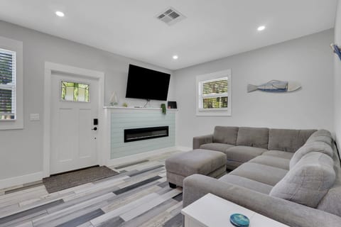 Rock Road Estate & Ranch - Guest House