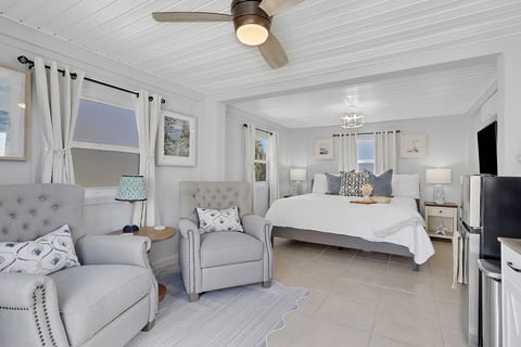 Rock Road Estate & Ranch - Upstairs Studio