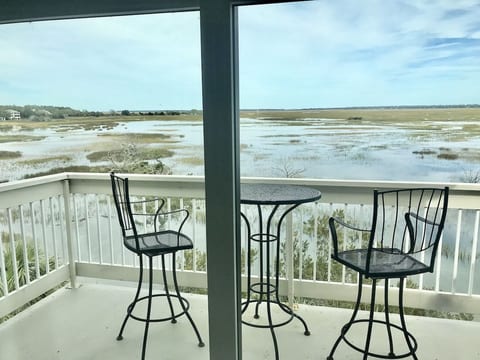 Sea Marsh Top Floor Condo • Premium 3BR Sunrise Penthouse