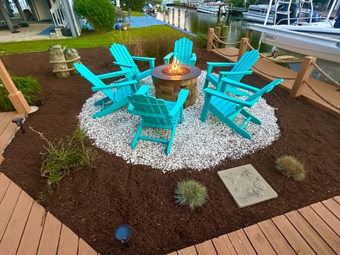 Waterfront, Dock, Fire Pit, 7th house to the Beach