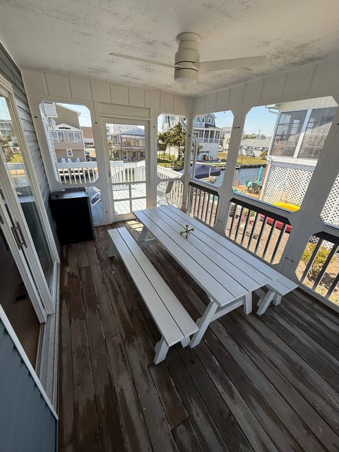 Waterfront, Dock, Deck, Walk to the Beach!