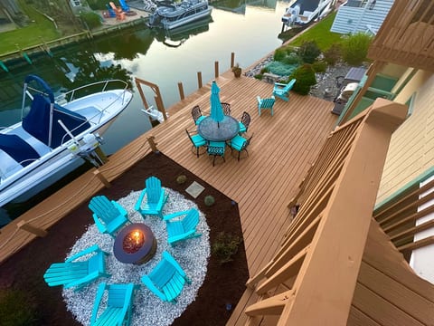 Rent both SBB Waterfront Homes for large groups