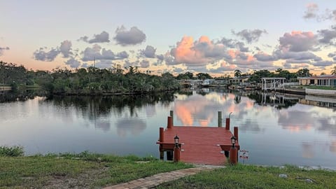 River Fork Retreat: Heated Pool, Dolphins, Fishing image 2