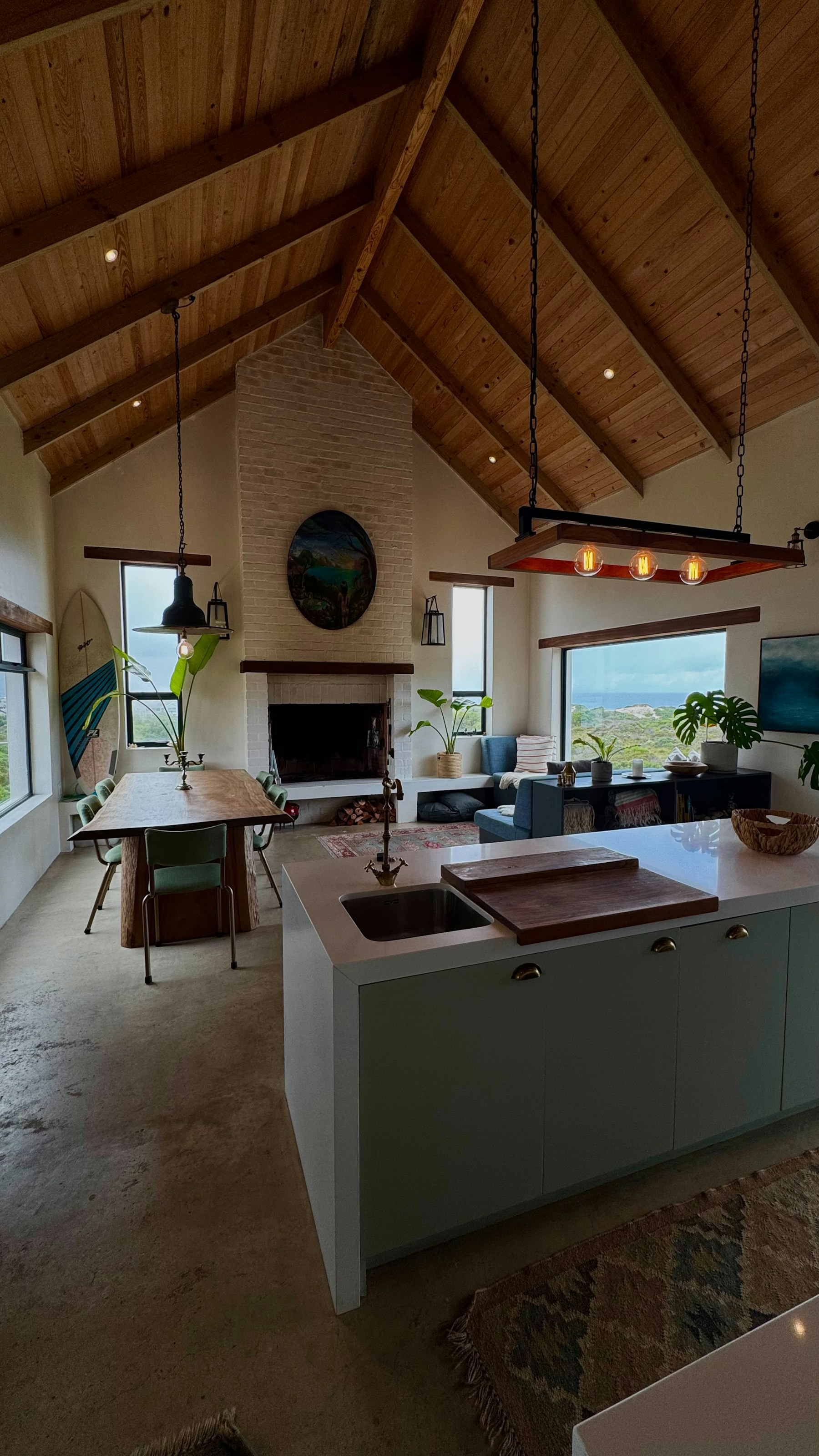 Seaglass Towers 402 — Gulf-Front 2BR Condo