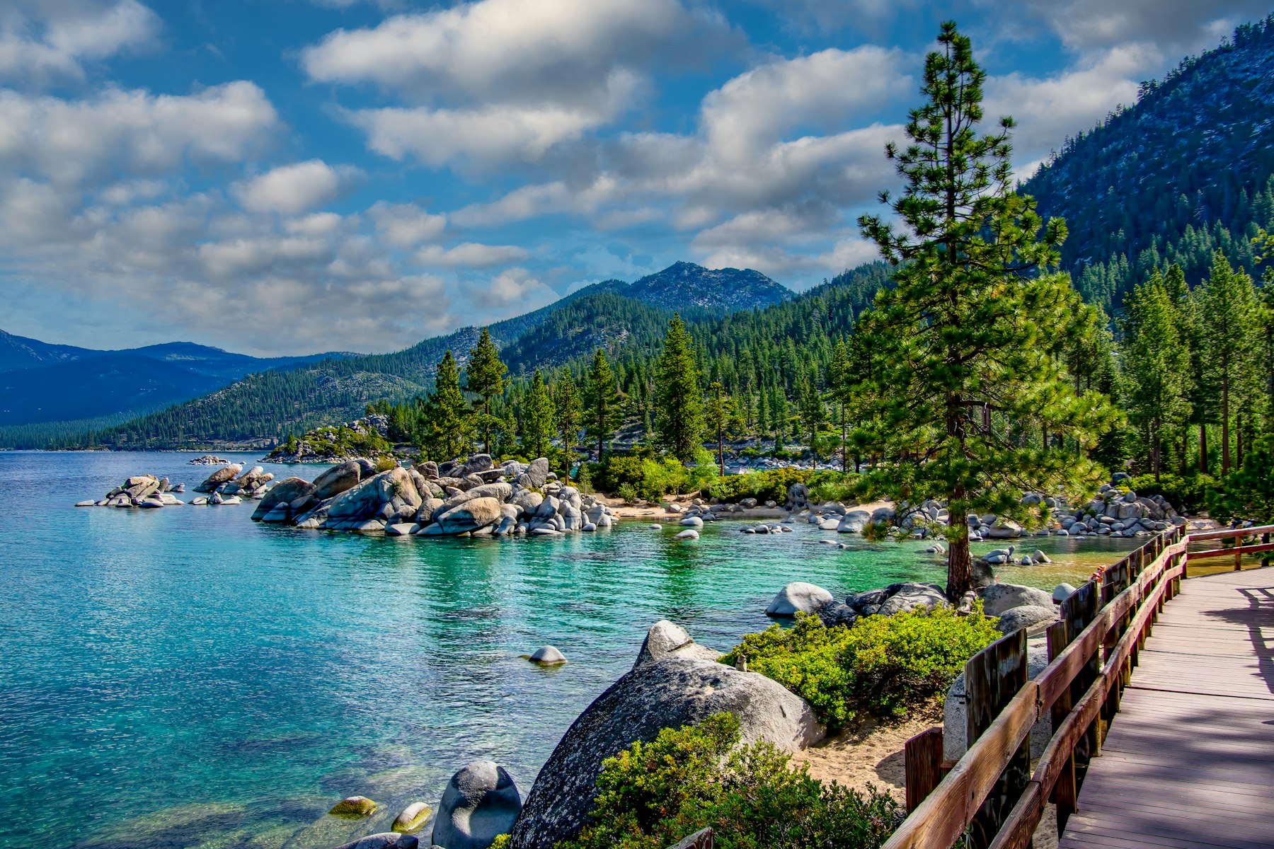Lakeshore Cottage — Lakefront with Dock, Tahoe — photo 8