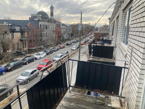 Nice Apartment with balcony in the Mile End