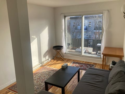 Nice Apartment with balcony in the Mile End