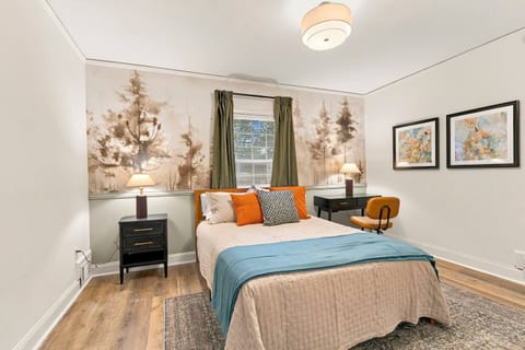 Quiet Duplex extended stays pets ok Powder springs