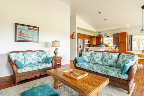 Relax in the living room, watch Roku TV, or open the patio doors and listen to the sounds of nature. In the winter, guests may hear whales slapping their large fins on the water. And when surf is high, you will be able to hear the rolling waves pound