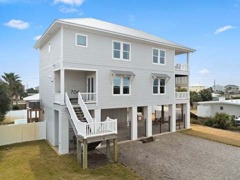 Beach to Bay Getaway with Pool