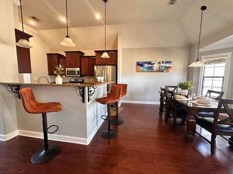 Spacious Family Home • Cozy Living + Open Kitchen